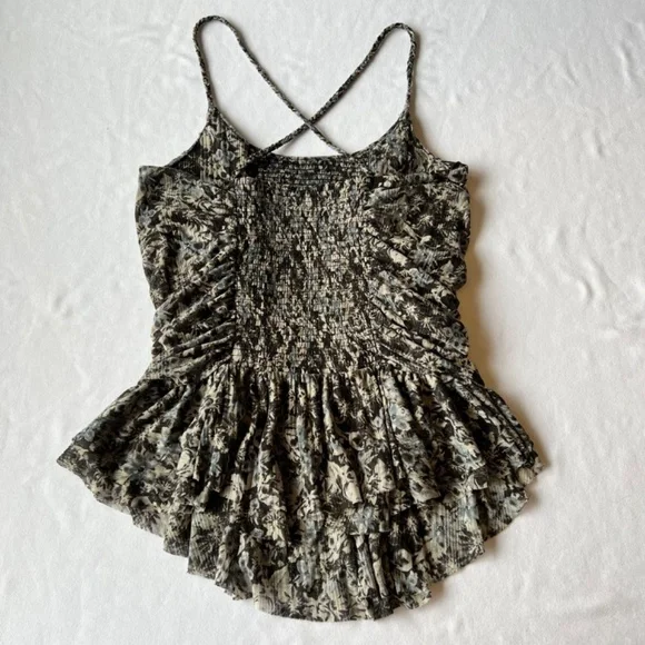 Free People smocked ruffle floral feminine tank - Picture 4 of 11